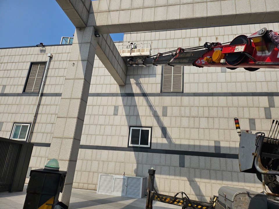 /user/d/designraum/editor/2504/5492d7351828e3131eea6043e81d1ed8_1744071095_0444.jpg 이미지크게보기